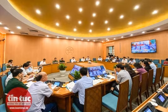 Hà Nội: Tất cả quán bar, karaoke tạm dừng hoạt động từ 0 giờ ngày 1/8