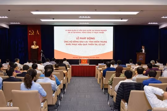 Quyên góp ủng hộ đồng bào miền Trung 67 tỷ đồng