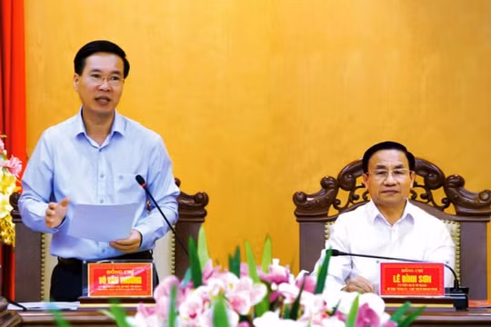 Trưởng Ban Tuyên giáo Trung ương làm việc với Ban Thường vụ Tỉnh ủy Hà Tĩnh về thực hiện Chỉ thị số 35-CT/TW