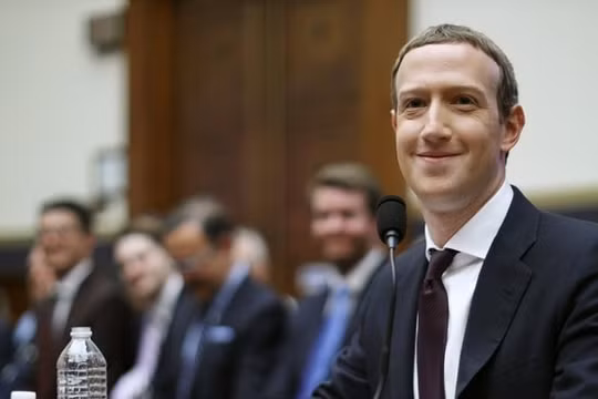 Guardian: "Facebook là một khẩu súng không được cấp giấy phép sử dụng"