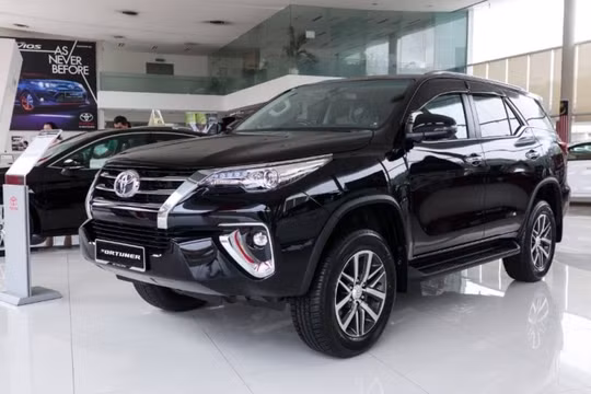 Gần 13.000 xe Toyota Hilux và Fortuner bị triệu hồi do dính lỗi trợ lực phanh