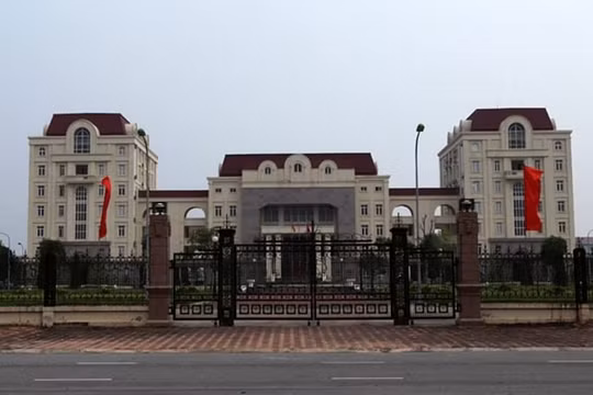 UBND huyện Mê Linh: Thiếu công bằng trong xử lí sai phạm của cán bộ?
