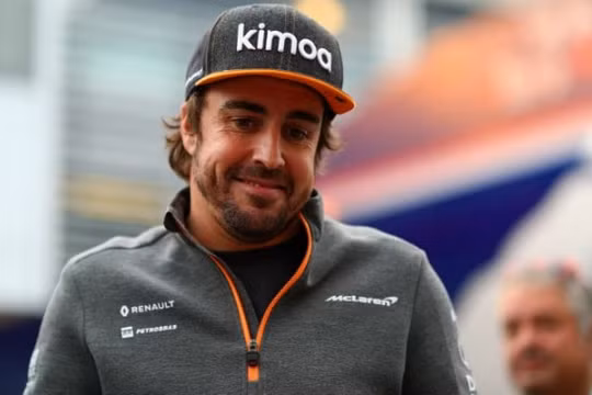 Fernando Alonso chính thức trở lại làng đua xe F1 trong mùa giải 2021