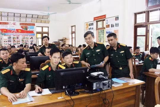 HSSV nghèo, cận nghèo hệ dân sự thuộc học viện, nhà trường Quân đội được hỗ trợ mức đóng BHYT