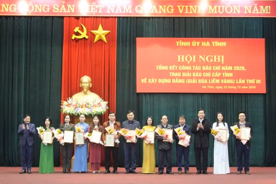 Báo Nhà báo & Công luận đạt 2 Giải 'Búa liềm vàng' tỉnh Hà Tĩnh lần thứ III
