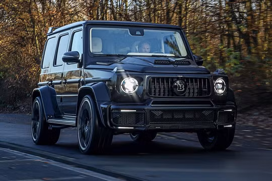 Chiếc Brabus G V12 900 phiên bản giới hạn đầu tiên đã được bán ra thị trường