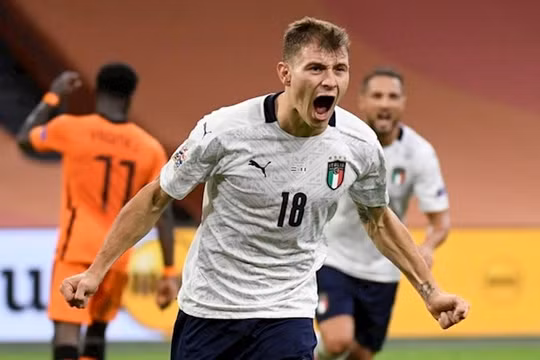 Italia thắng trận đầu ở UEFA Nations League 2020/21