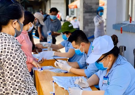 TP.HCM "nới lỏng" giám sát y tế đối với người đến từ Đà Nẵng