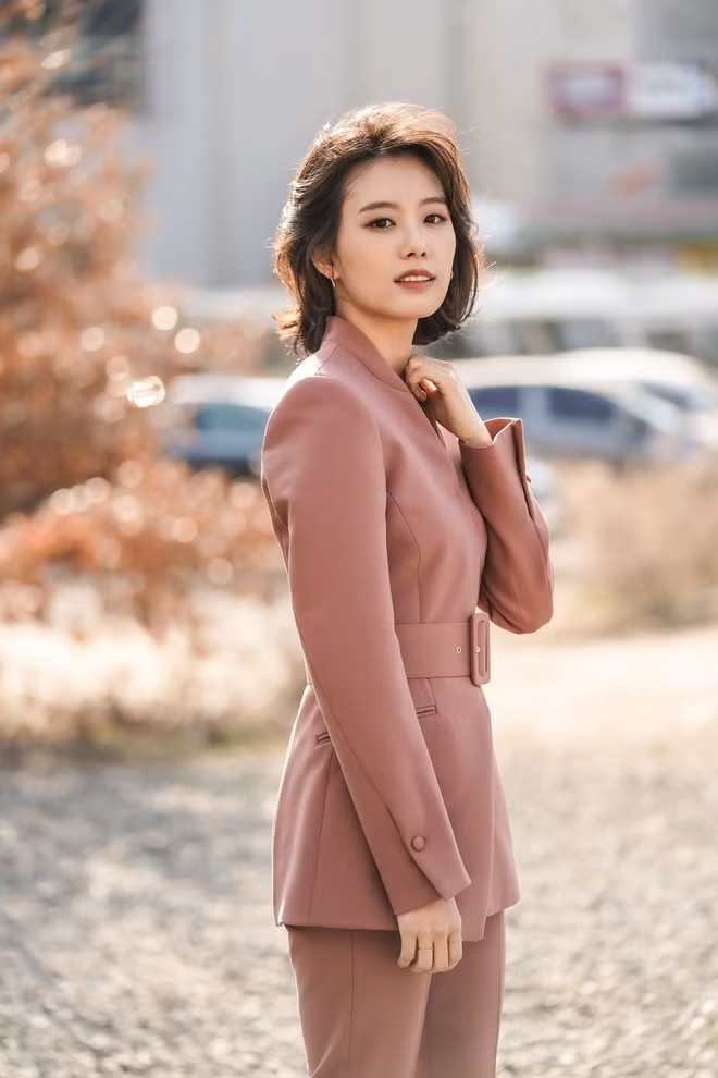 nam dien vien reply 1997 lee si eon ket hon hinh 3