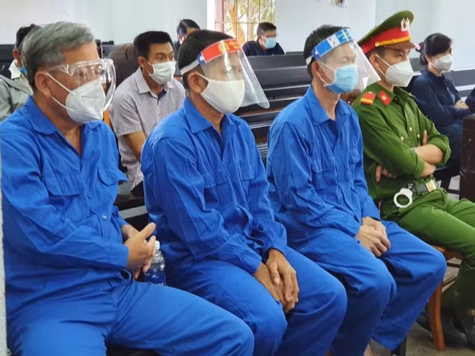 trum xang gia trinh suong bi de nghi muc an 12 13 nam tu hinh 1