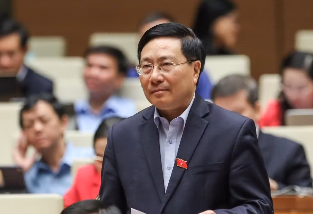 cho thoi lam dai bieu quoc hoi doi voi ong pham binh minh le minh chuan hinh 1