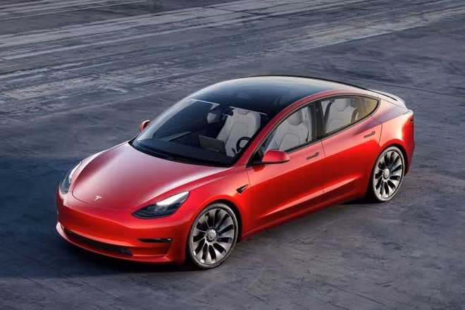 tesla co the trinh lang xe dien gia re vao nam 2024 hinh 2