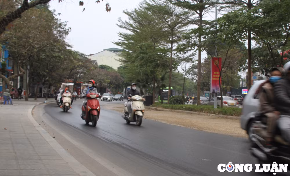ha noi duong pho loi lom rach nat nhung ngay dau nam hinh 13