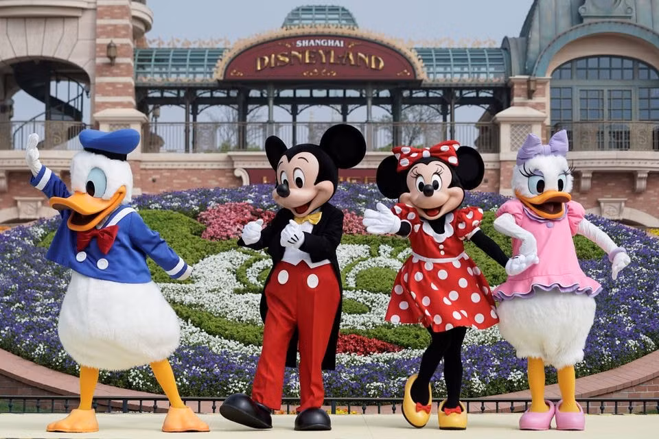 100 nam toi cua disney se phu thuoc vao metaverse hinh 1