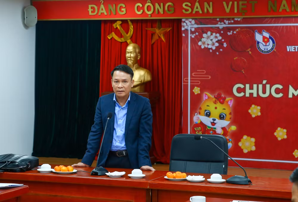 hoi nha bao viet nam to chuc buoi gap mat lanh dao can bo qua cac thoi ky hinh 2