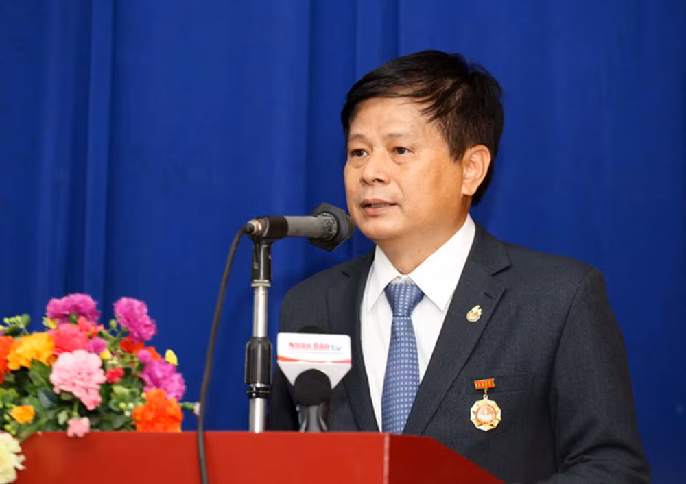 dat hoi vien cua minh la trung tam cho moi hoat dong hinh 1