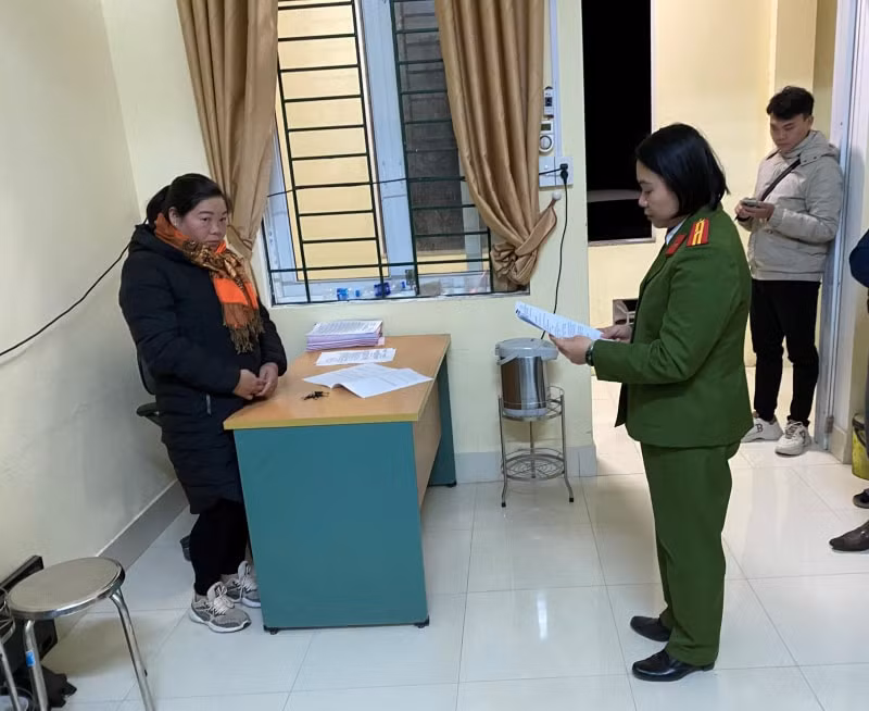 bat can bo dia chinh voi tien nguoi dan lam so do hinh 1