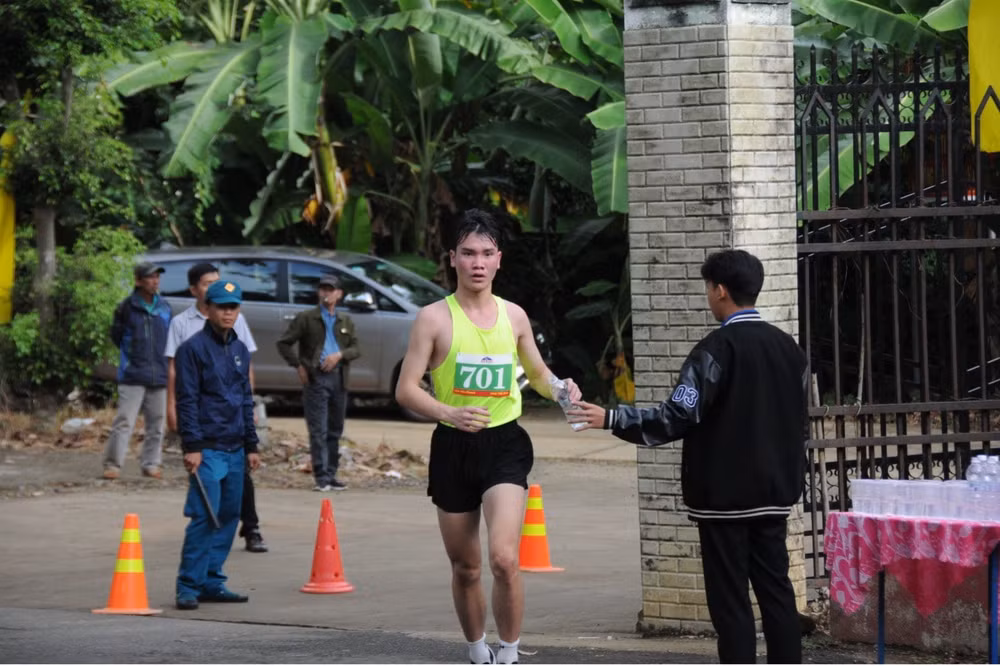 binh phuoc ron rang ngay dua giai vo dich quoc gia viet da leo nui chinh phuc dinh cao ba ra lan thu 28 hinh 4