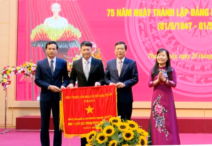 phu tho huyen thanh thuy hoan thanh xuat sac nhieu chi tieu phat trien kinh te xa hoi nam 2022 hinh 1