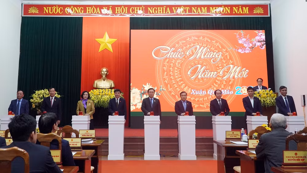 khoi cong du an cau nhat le 3 va duong hai dau cau o quang binh hinh 1