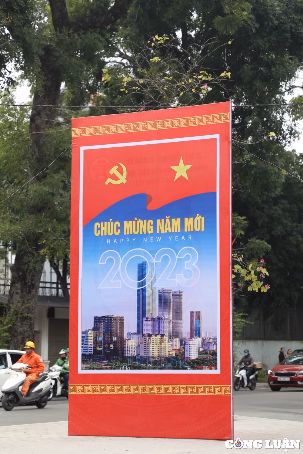 duong pho ha noi trang hoang trong nhung ngay dau nam moi 2023 hinh 12