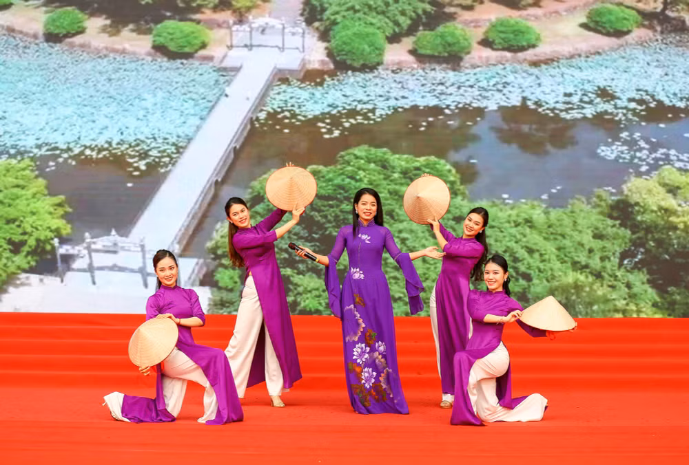 ngay 10 1 se dien ra vong loai truc tuyen cuoc thi tieng hat nguoi lam bao mo rong nam 2023 hinh 2