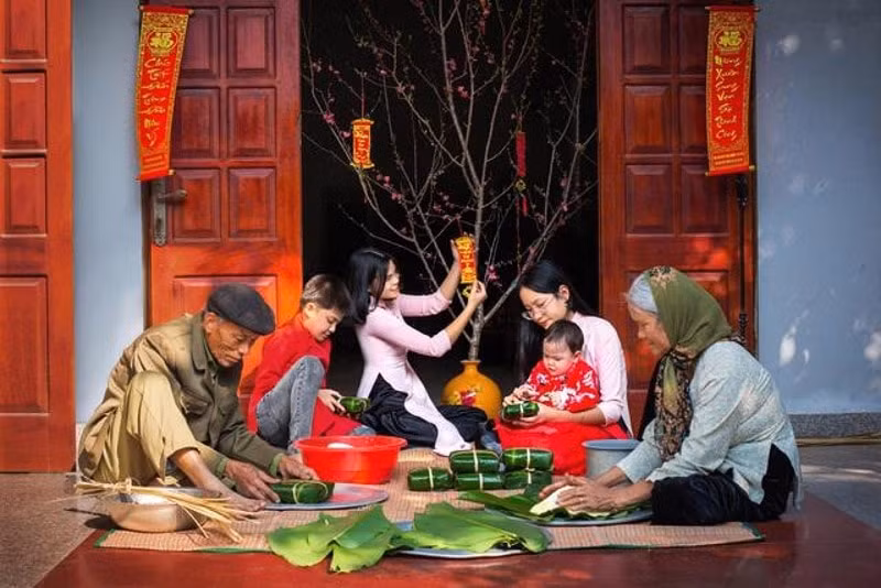 phong dung tet viet truyen thong o pho co ha noi hinh 1