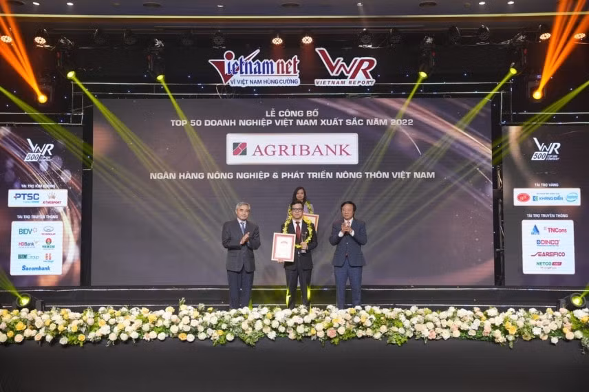 agribank top10 doanh nghiep lon nhat viet nam nam 2022 hinh 1