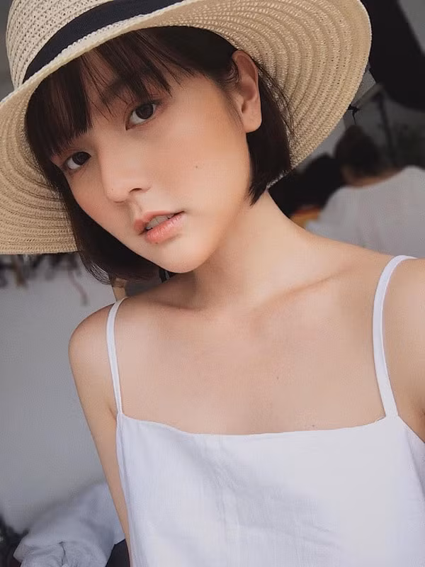 Hải Tú sở hữu vẻ đẹp vừa hiện đại vừa thơ mộng