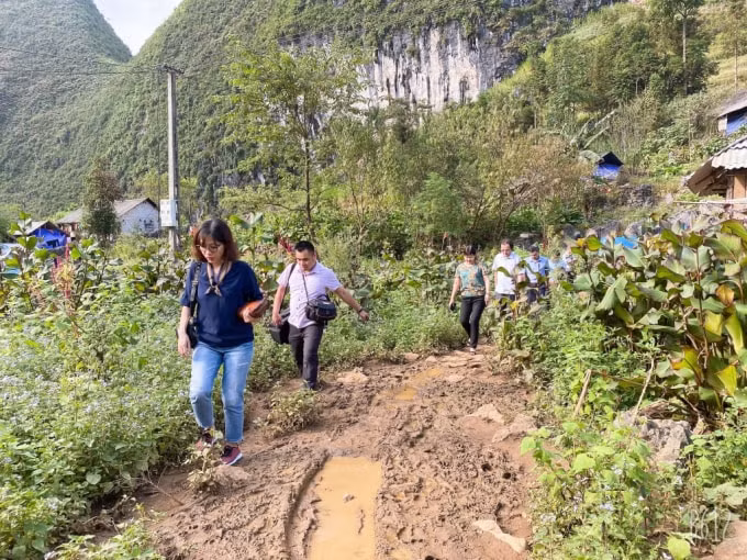 Đời sống kinh tế của đồng bào còn nhiều khó khăn. Ảnh: phapluatxahoi.vn