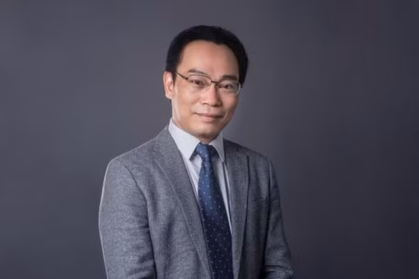 Ông Hoàng Minh Sơn