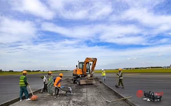 Sân bay Nội Bài đóng cửa đường băng 1A và đường lăn S7 để cải tạo, nâng cấp. Ảnh: Infonet
