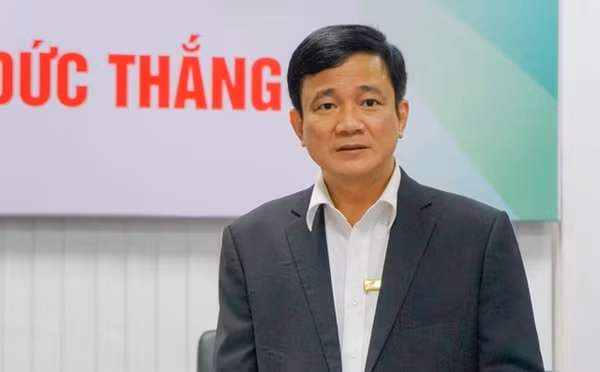 Ông Lê Vinh Danh