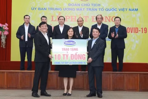 Vinamilk chung tay cùng Chính phủ trong công tác phòng, chống và đẩy lùi dịch bệnh Covid-19