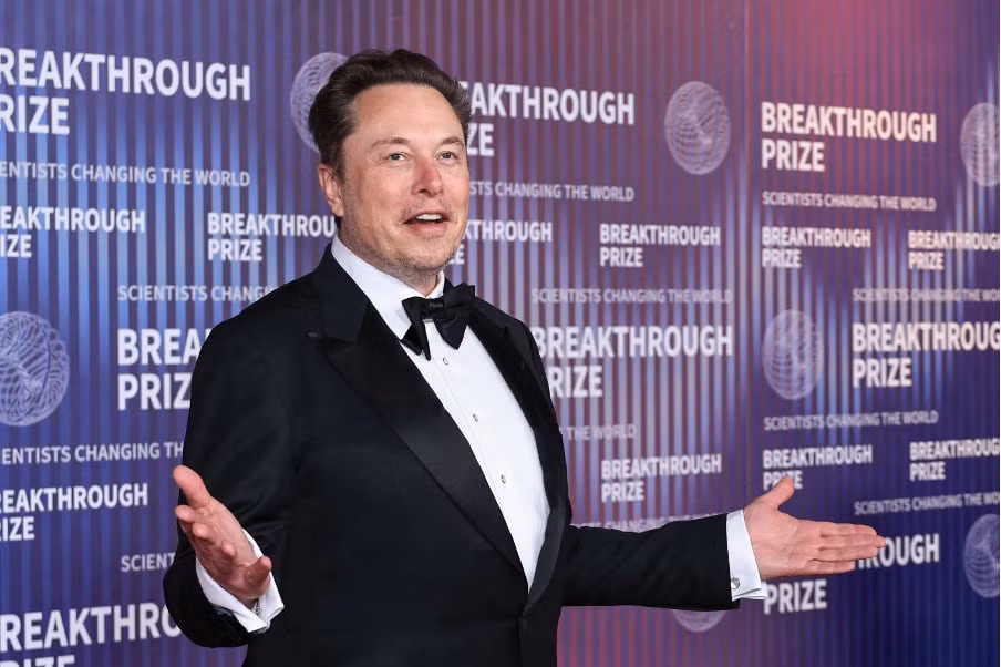 elon musk tro thanh nguoi dau tien co tai san 400 ty usd hinh 1