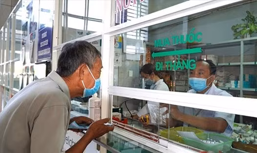 nguoi dan can duoc tiep can thuoc moi nhanh nhat gia phu hop nhat hinh 1