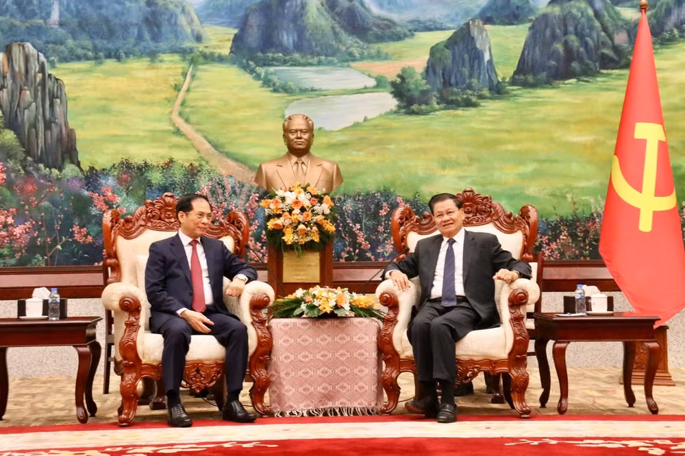 pho thu tuong bo truong bo ngoai giao bui thanh son hoi kien lanh dao cap cao lao hinh 1