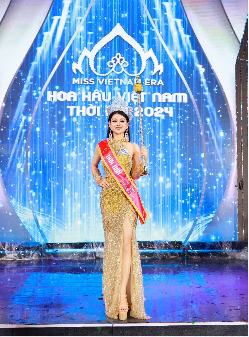co gai vung dat lua quang tri dang quang hoa hau viet nam thoi dai miss vietnam era 2024 o tuoi 20 hinh 6