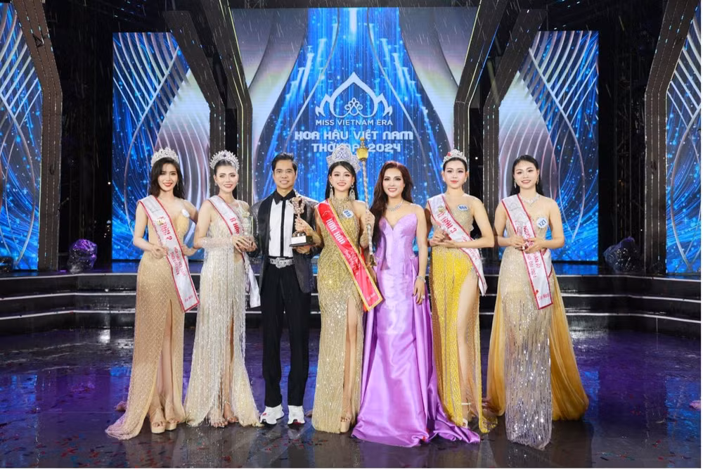 co gai vung dat lua quang tri dang quang hoa hau viet nam thoi dai miss vietnam era 2024 o tuoi 20 hinh 7