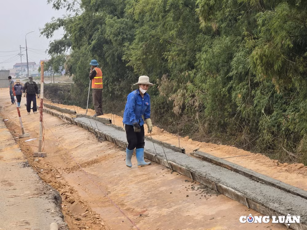 ha noi nguoi dan bat an voi du an thi cong au giang bay nguoi di duong hinh 4