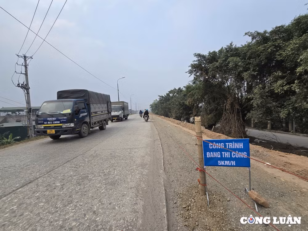ha noi nguoi dan bat an voi du an thi cong au giang bay nguoi di duong hinh 1