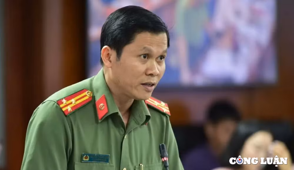 tp hcm khuyen cao nguoi dan chi duoc su dung phao hoa do bo quoc phong san xuat hinh 1