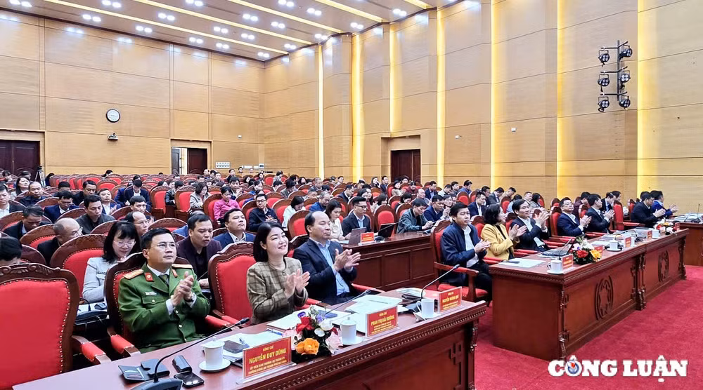 thanh pho ha long quang ninh phat dong phong trao thi dua nam 2025 hinh 2