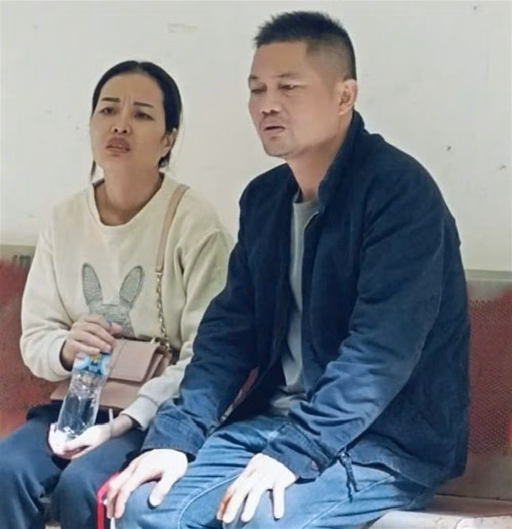 pha duong day mua ban nguoi dua sang lao boc lot tinh duc hinh 2
