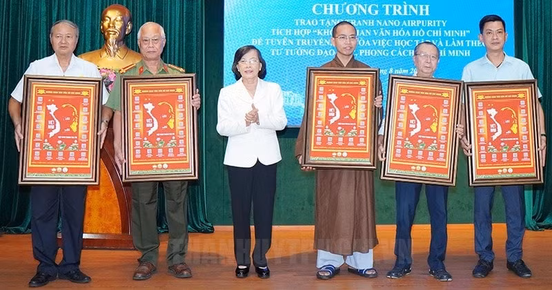 nhung mo hinh giai phap sang tao kien tao moi truong song xanh cho tphcm hinh 2