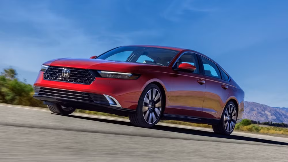 xe sedan co d da that su het thoi hinh 1
