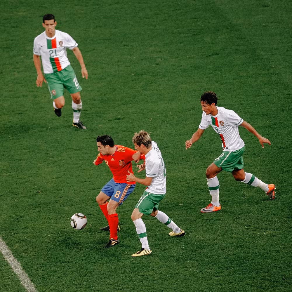 Xavi có đường kiến tạo thiên tài cho David Villa tạI World Cup 2010