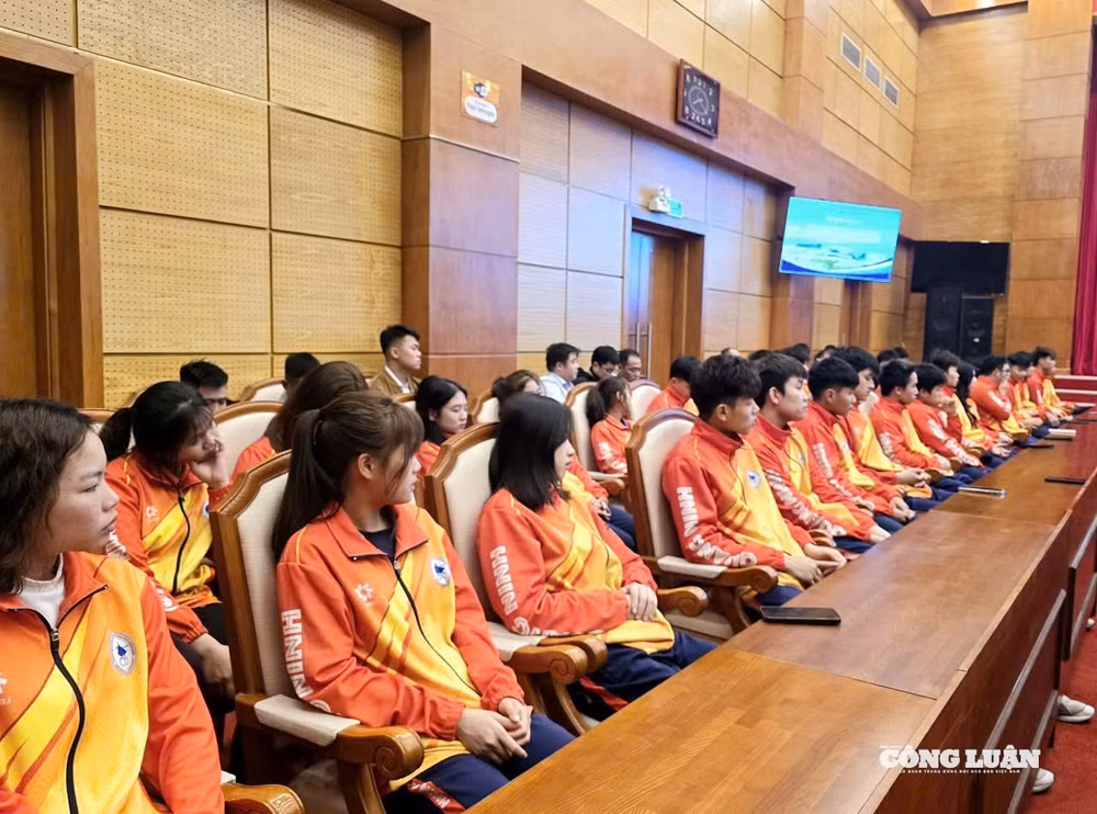 7-toa-dam-khoa-hoc-the-thao.jpg