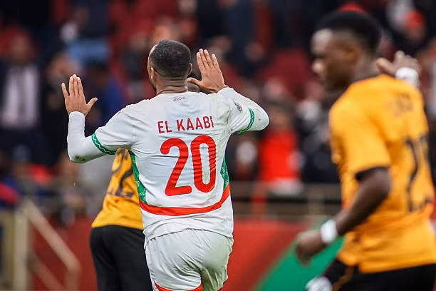 Ayoub El Kaabi ăn mừng bàn thắng thứ hai vào lưới Zambia.