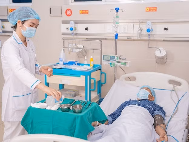 Chóng mặt, tê bì tay chân... nhưng không phải rối loạn tiền đình mà là bệnh hiếm gặp- Ảnh 1.